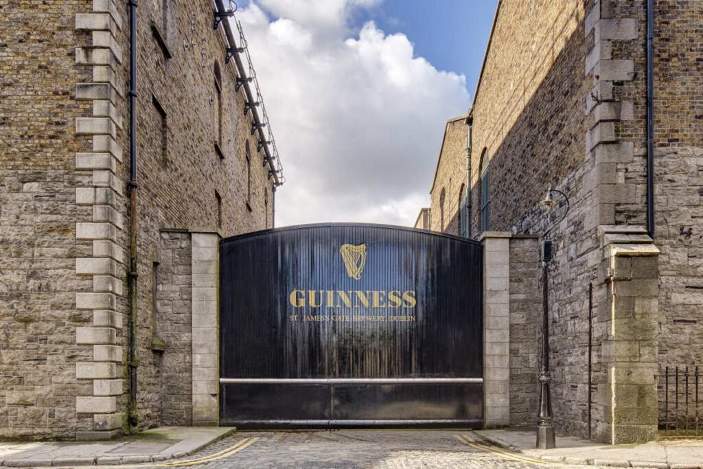 Explore Irelands Top Brewery Tours for Beer Enthusiasts